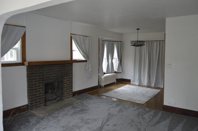 Photo - 3 Bedroom, 1.5 Bath House for Rent