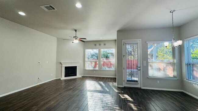 Photo - 807 Copper Lake Rd