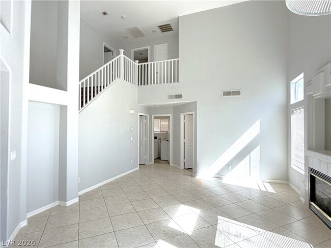 Building Photo - 9235 Sangria Ln