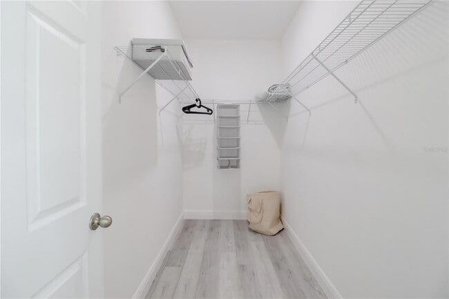 Photo - 511 Marion Oaks Ln