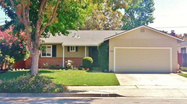 Building Photo - Lovely Single Family Home In Sunnyvale!