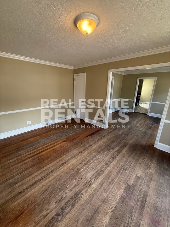 Photo - 3822 W Meighan Blvd