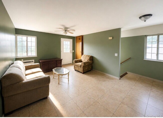 Photo - 15-35 153rd Pl