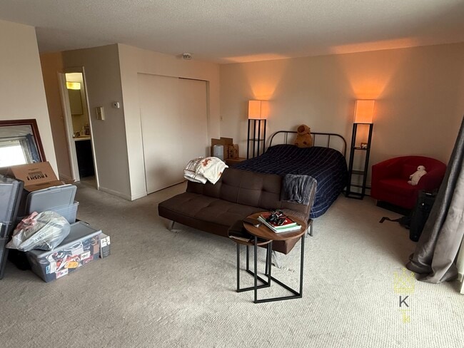 Building Photo - 36 Bellvista Rd Unit 37