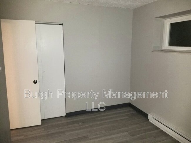 Photo - 634 Southcrest Dr Unit 9