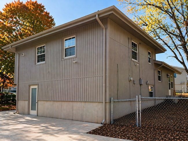 Photo - 500 NE 113th Ter