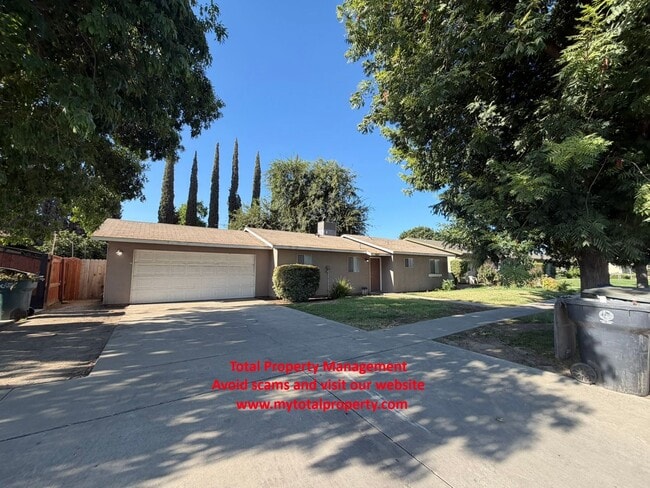 Building Photo - 657 E Sonora Ave