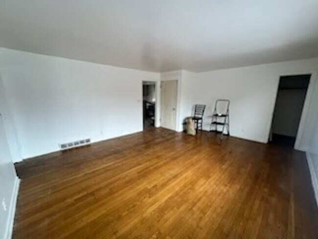 Photo - 8001-8003 W Villard Ave Unit Upper