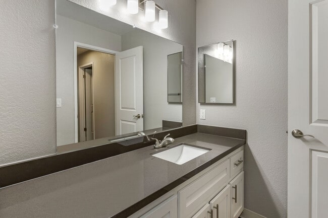 Photo - Fairway Glen