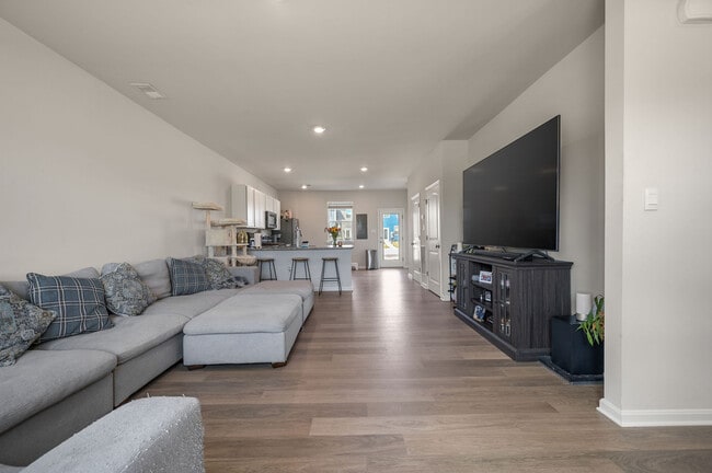 Photo - 203 Ridgley Blvd