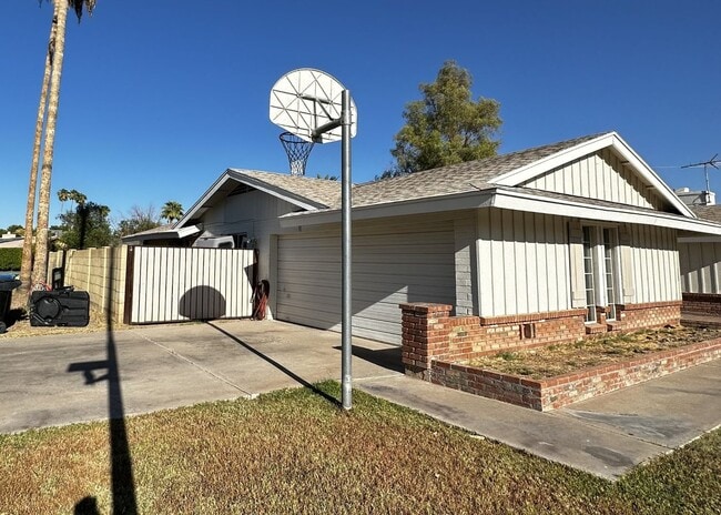 Photo - Mesa rental in Coury Estates