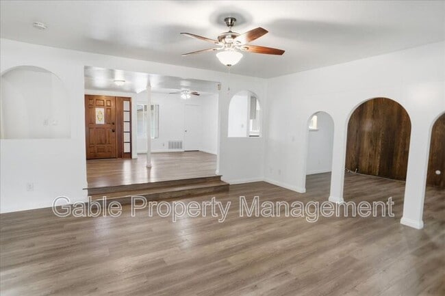 Photo - 27277 Garza Dr