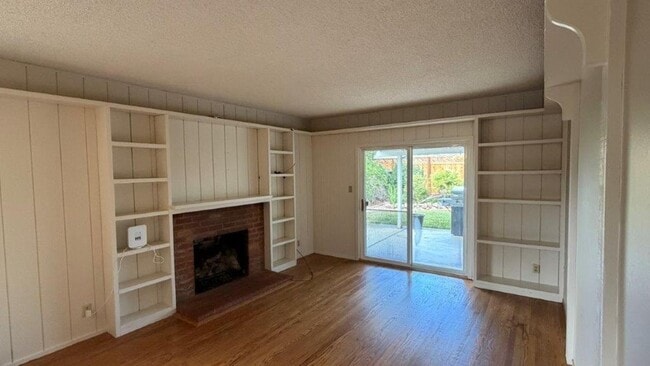 Photo - 3919 Almondwood Ct