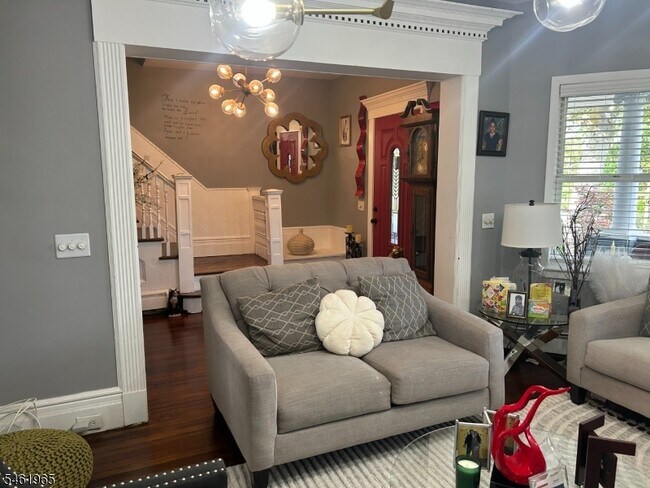 14 Spruce St