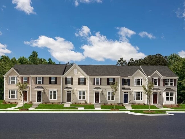 Building Photo - 604 Rosedown Ln