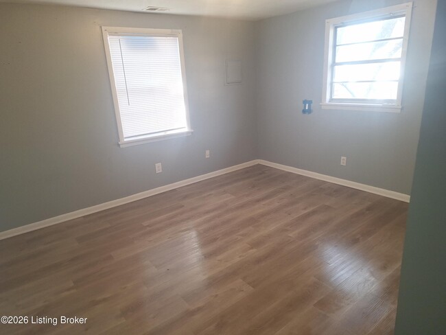 Photo - 9217 Alexander Ave