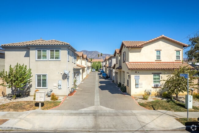 14651 Willow Park Dr