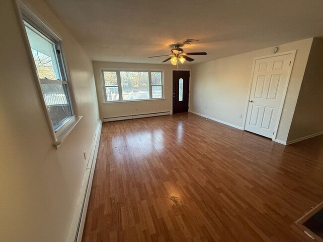254 Admiral Ave