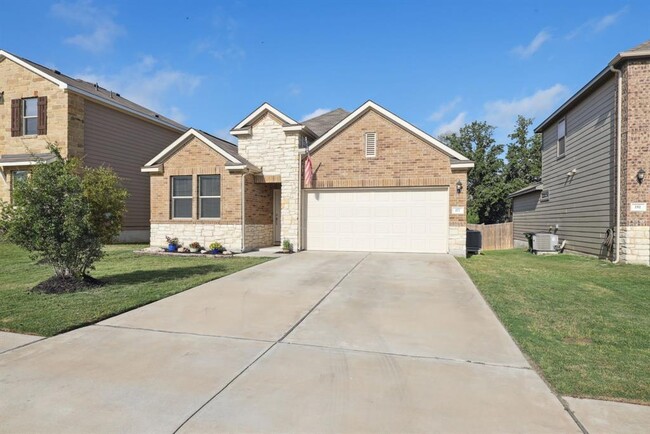 Building Photo - 177 Flexus Ln