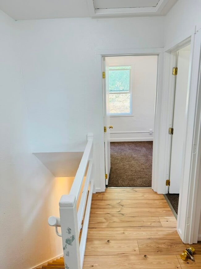 Photo - 1411 NW Despain Ave Unidad 1411