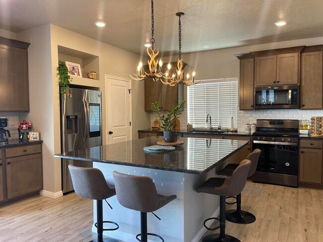 Photo - 197 E Brushy Canyon St