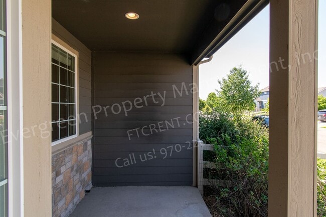 Photo - 2802 Exmoor Ln