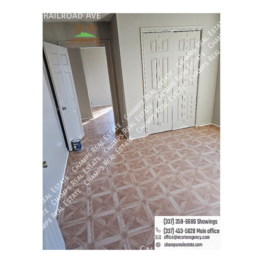 Photo - 1232 S Railroad Ave