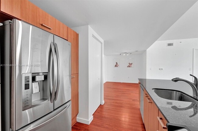 Photo - 350 S Miami Ave