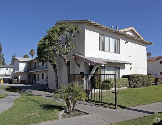 Photo - 10862, 10781 Palma Vista Ave.