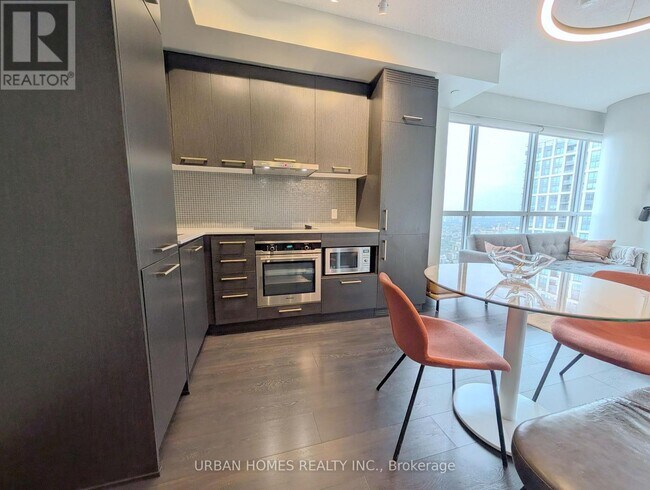 Photo - 87 Peter St Unit 4006
