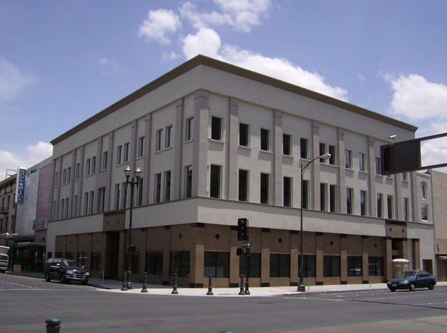 Cal Main Lofts - Cal Main Lofts