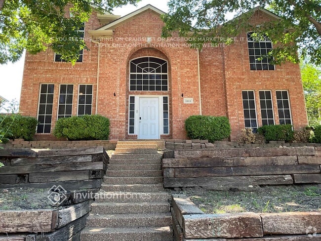 Building Photo - 2404 Manchester Dr Rental