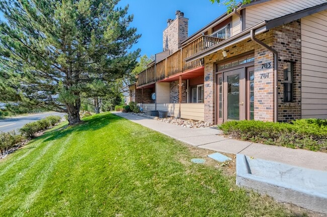 Ground level, no stairs - 697 Canyon Dr Unit Canyon Drive Condos