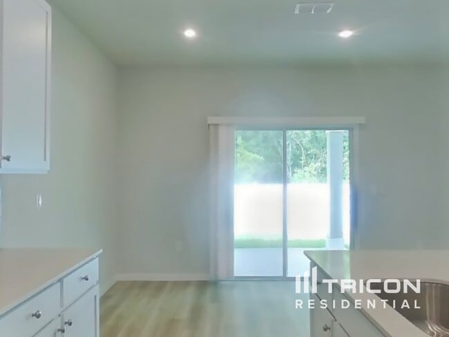 Photo - 14934 Macadamia Ln
