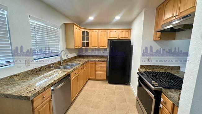 Building Photo - Stunning Imperial Beach 2BR/2BA Condo – 2-Car Garage, In-Unit W/D & Dual Private Patios Near the ...