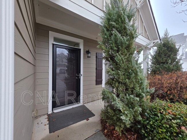 Photo - 140 Oakmont Dr