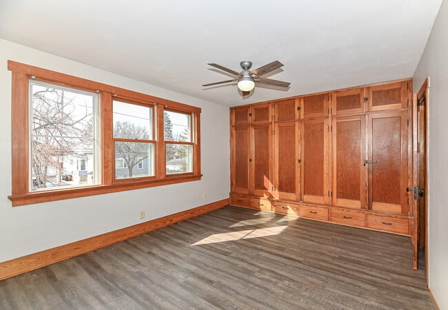 Photo - 1814 E St Francis Ave