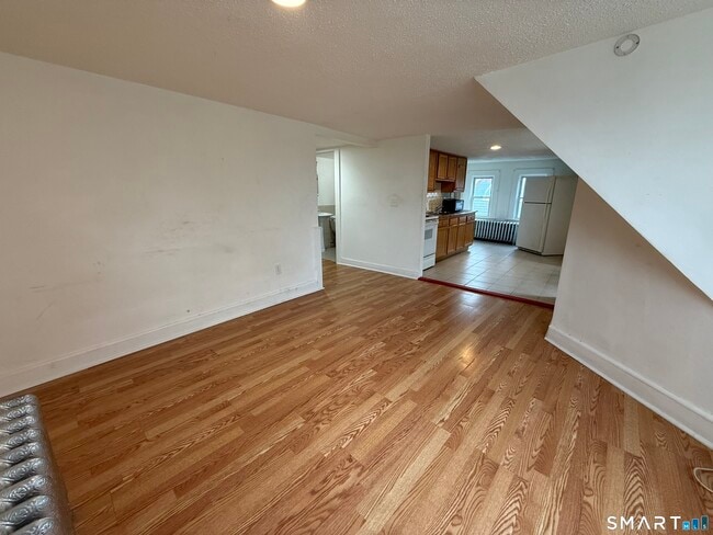 Photo - 58 Kellogg St