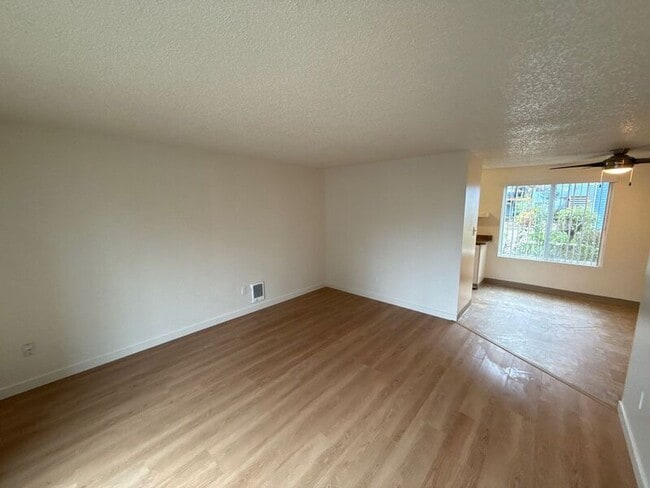 Photo - 485 Senate St NW