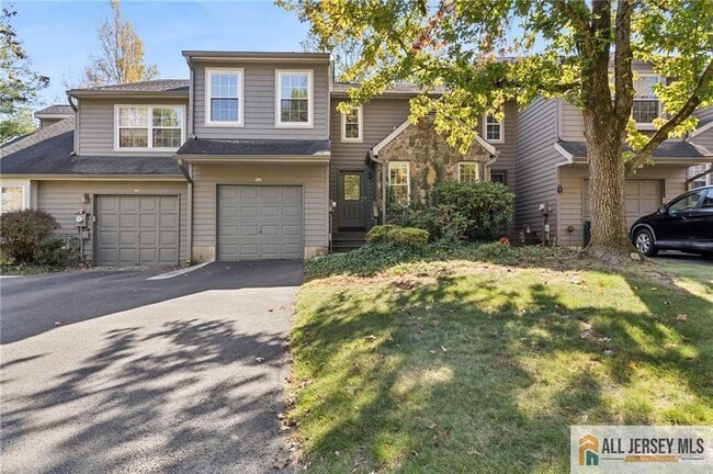 Photo - 10 Brookline Ct Unidad G