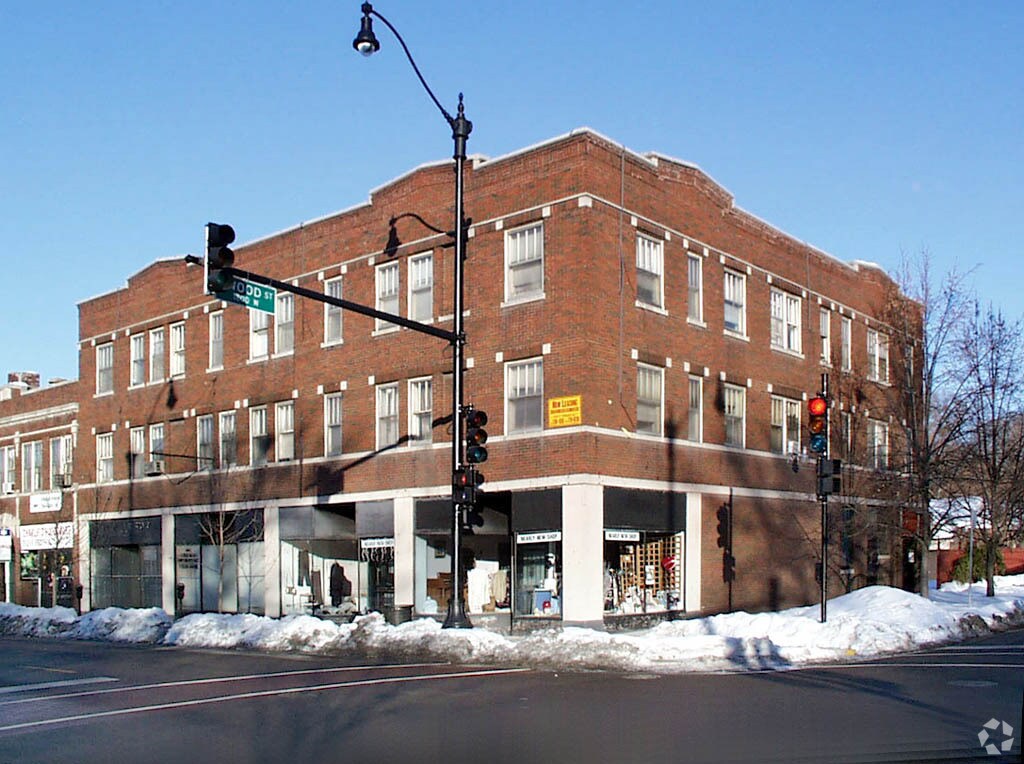 Photo - 1800-1810 W 103rd St Apartments