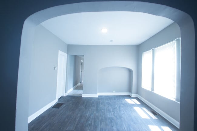 Photo - 11141 S Normal Ave Unit 1