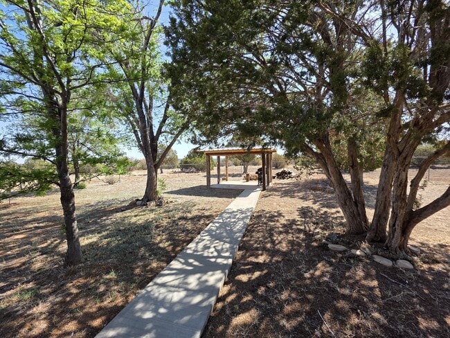 Photo - 8082 Well Rd