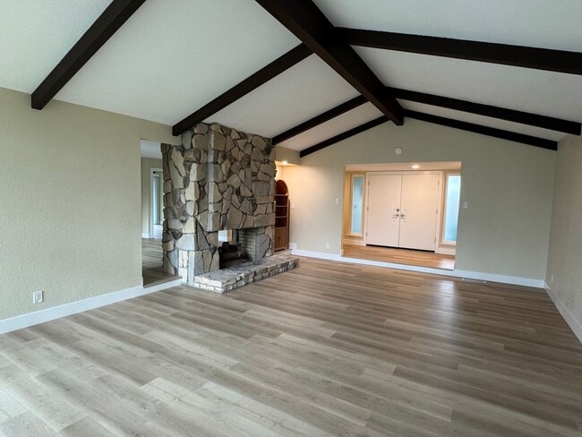 Photo - VAILABLE NOW! G O R G E O U S Single Story 3 Bed 2 Bath with Pool