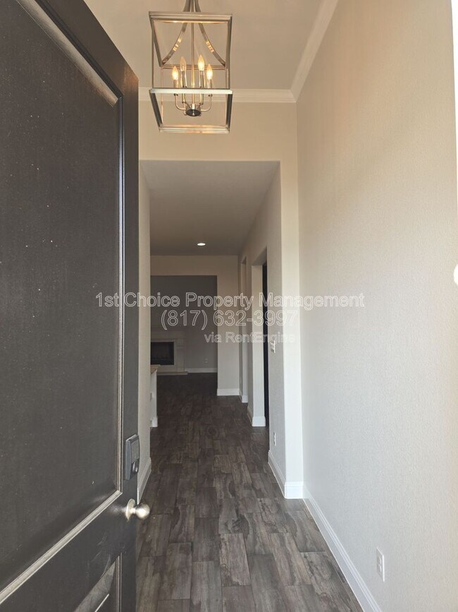 Photo - 1710 Dale Ln