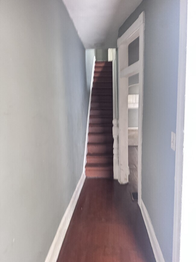 Photo - 110 S Catherine St