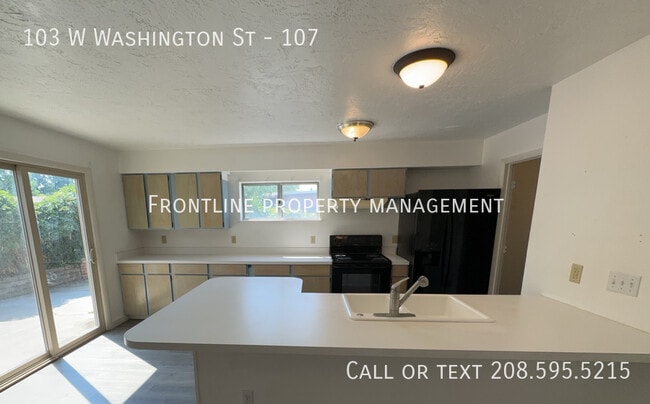 Photo - 103 W Washington St