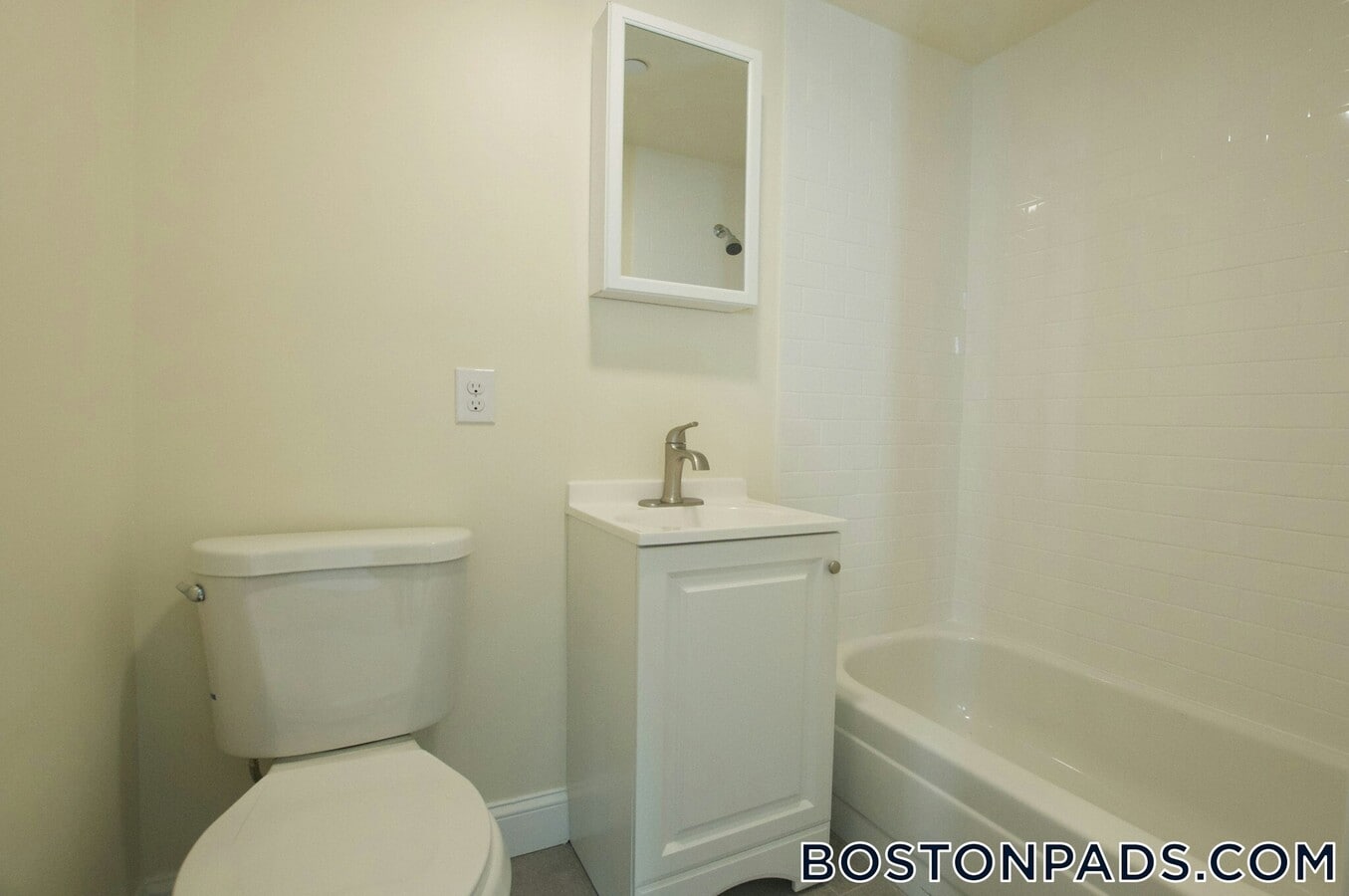 Photo - 501 E Broadway Unidad 8