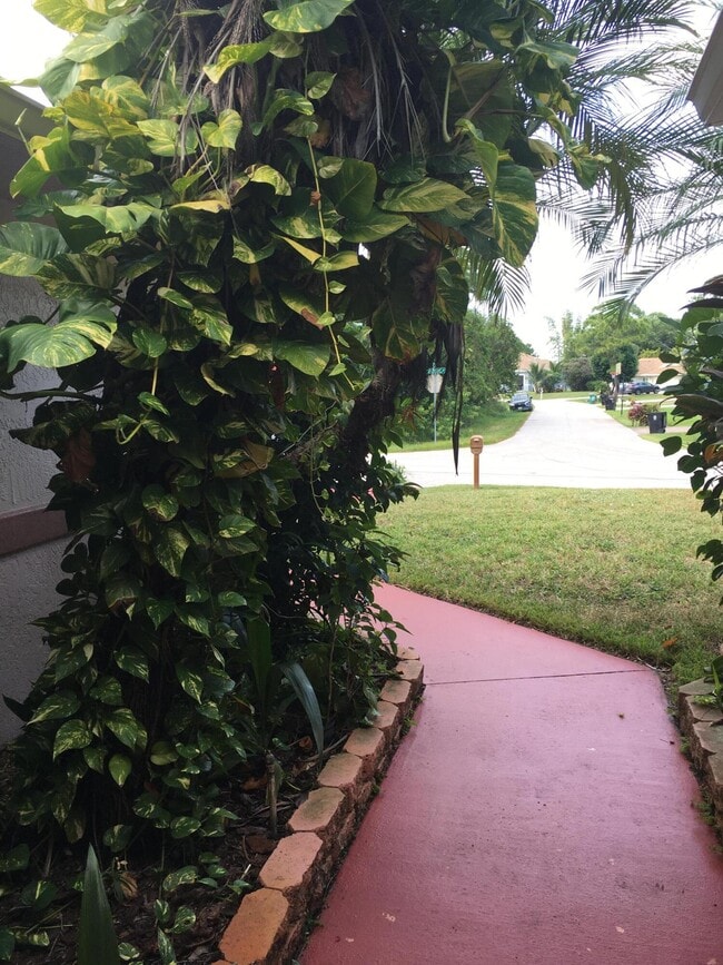 Photo - 1538 SW Neptune Ave