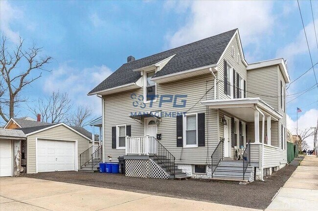 Photo - 243 Cedar St Unidad A